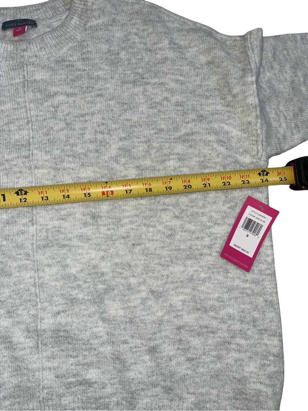 NWT Vince Camuto Light Gray Center Seam Cozy Crewneck Sweater - Picture 5 of 6